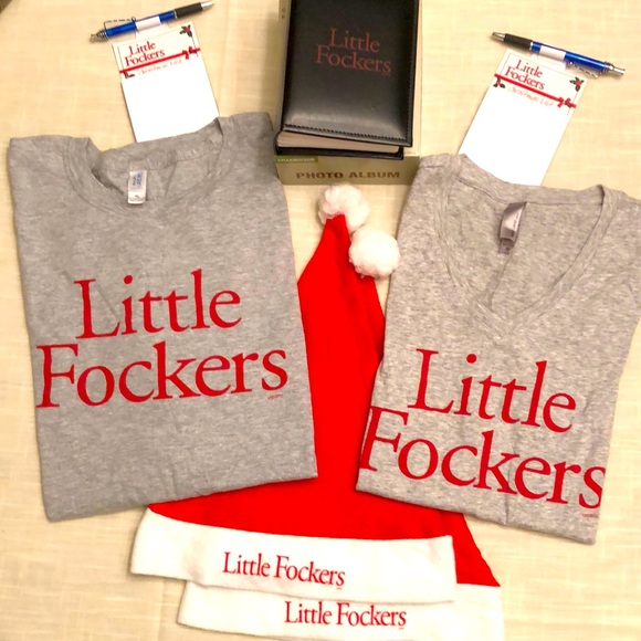 LITTLE FOCKERS MOVIE PROMO - MEN’S TEE WOMEN’S TEE ALBUM SANTA HATS MAGNETS #532 - Picture 1 of 10